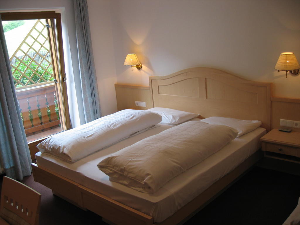 Hotel Garni Miriam La Villa  Habitación foto