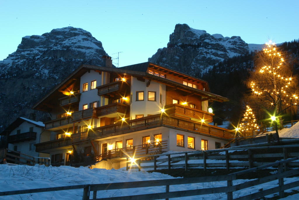 Hotel Garni Miriam La Villa  Exterior foto